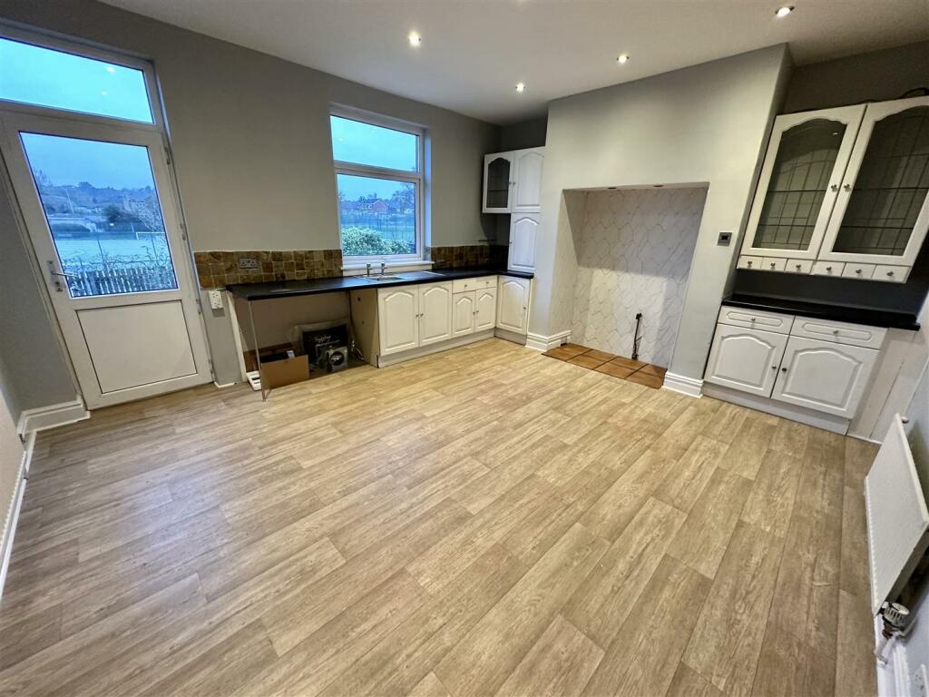 Bramleys Estate Agents - Birkhead Street (19).jpeg