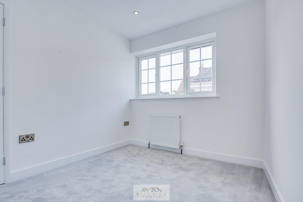 Bedroom 2.2
