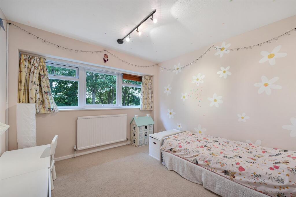 TREEMOUNT COURT, 9 (9).jpg