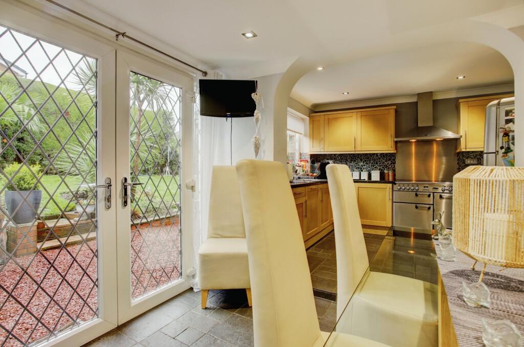 Breakfast Kitchen