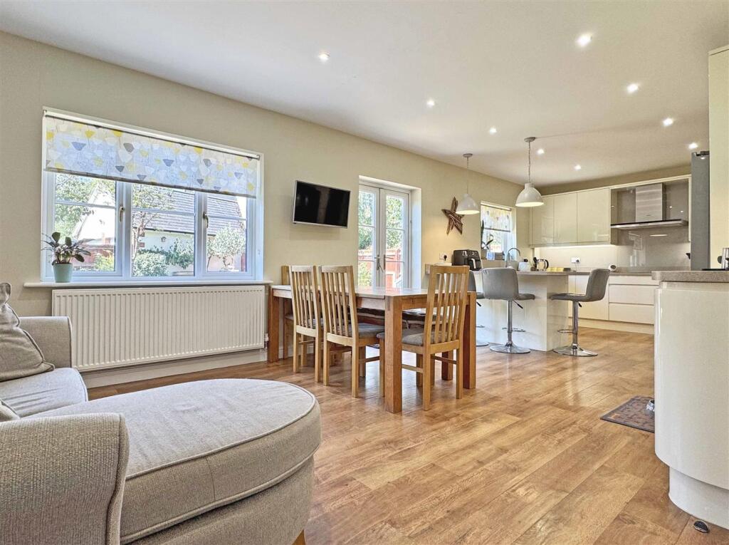 Kitchen Dining Family Room.jpg