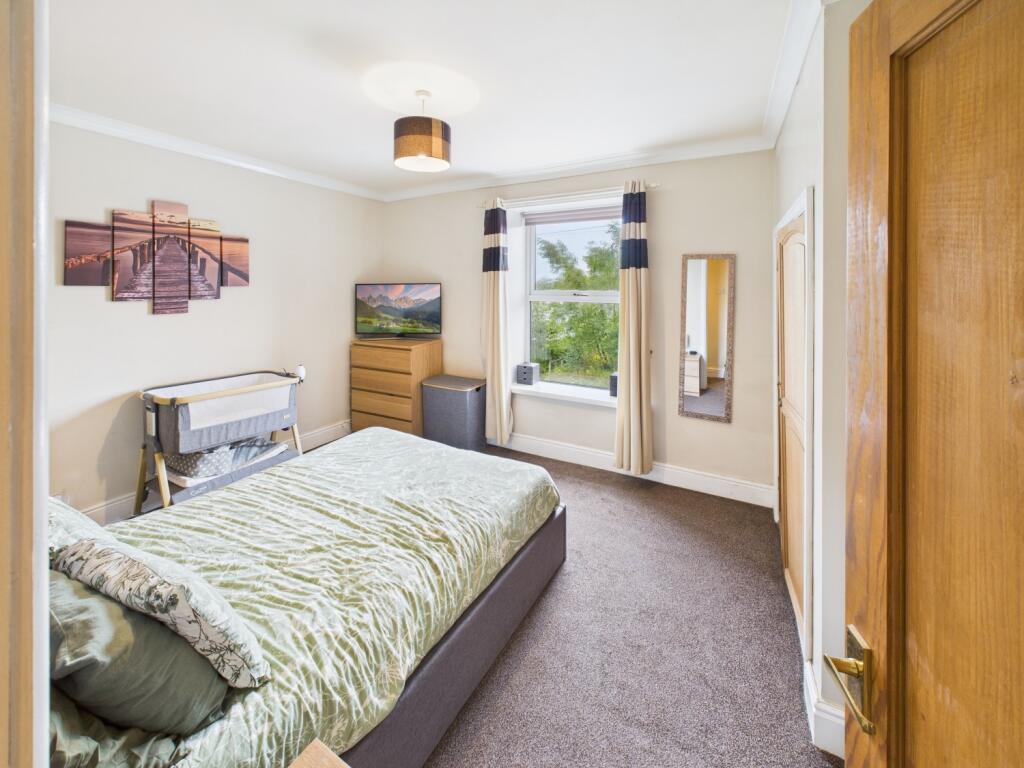 CAM02093G0-PR0054-STILL007