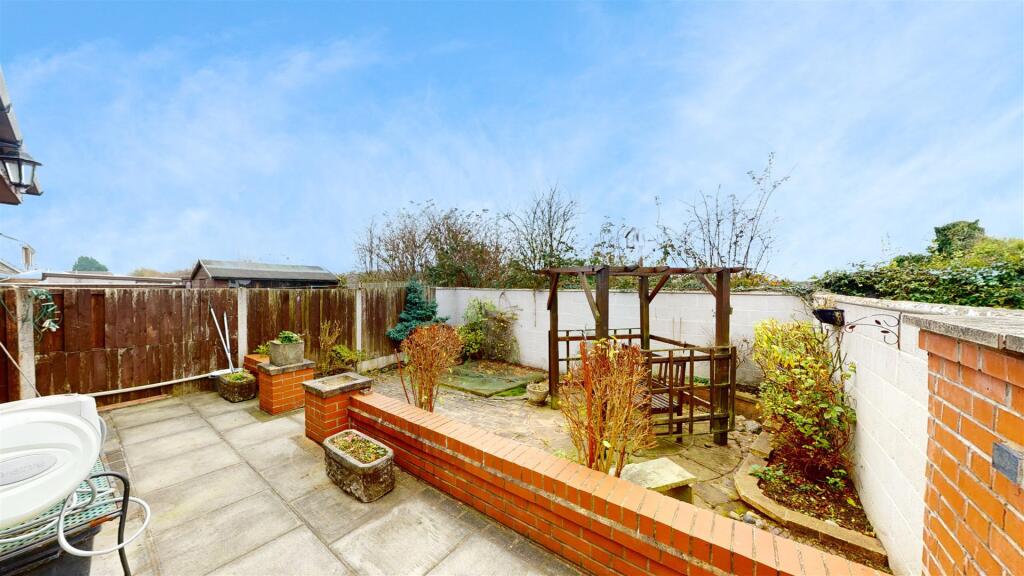 Sycamore Avenue Rear Garden