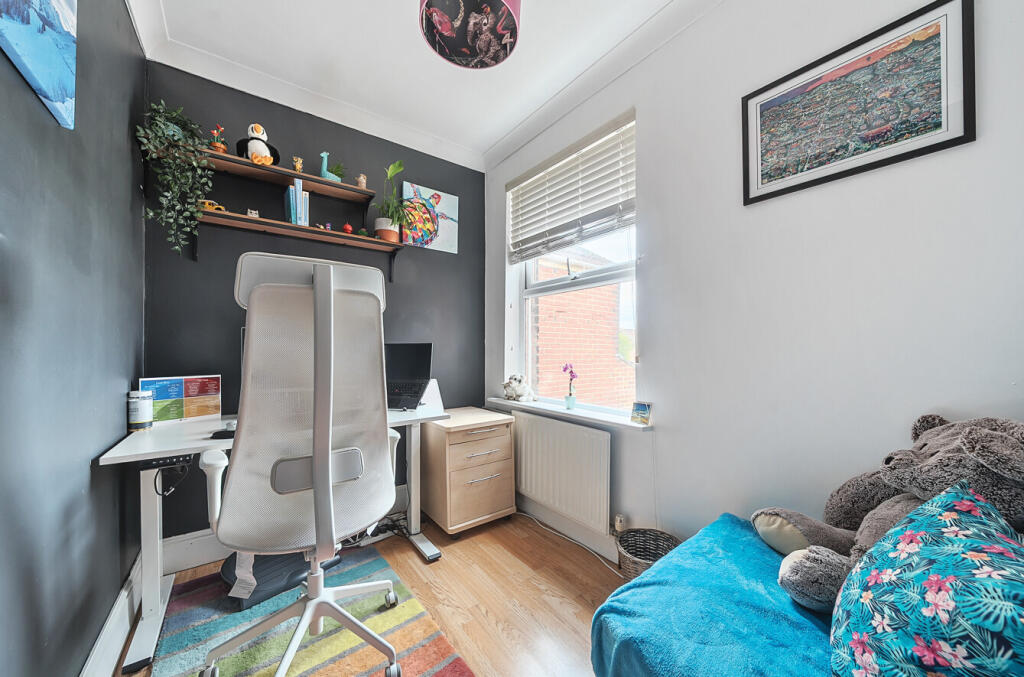 1304677-29-685028...