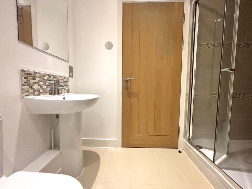 Ensuite_1.jpeg