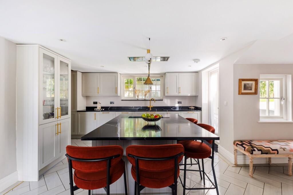 Kitchen/Breakfast