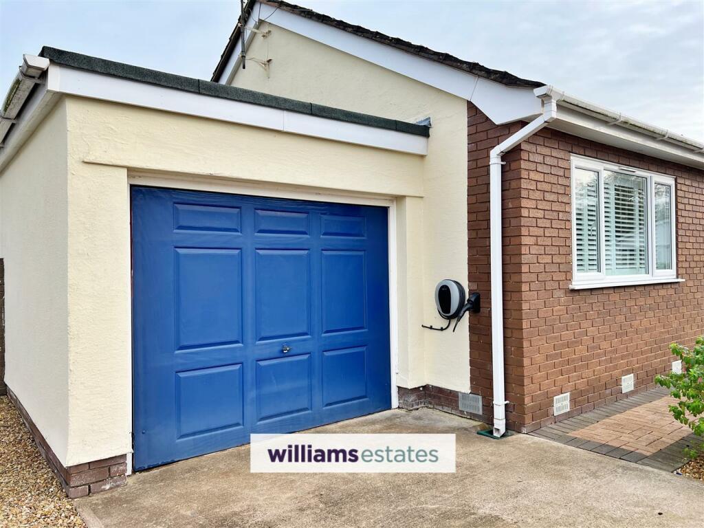 Garage &amp; Electric Charging