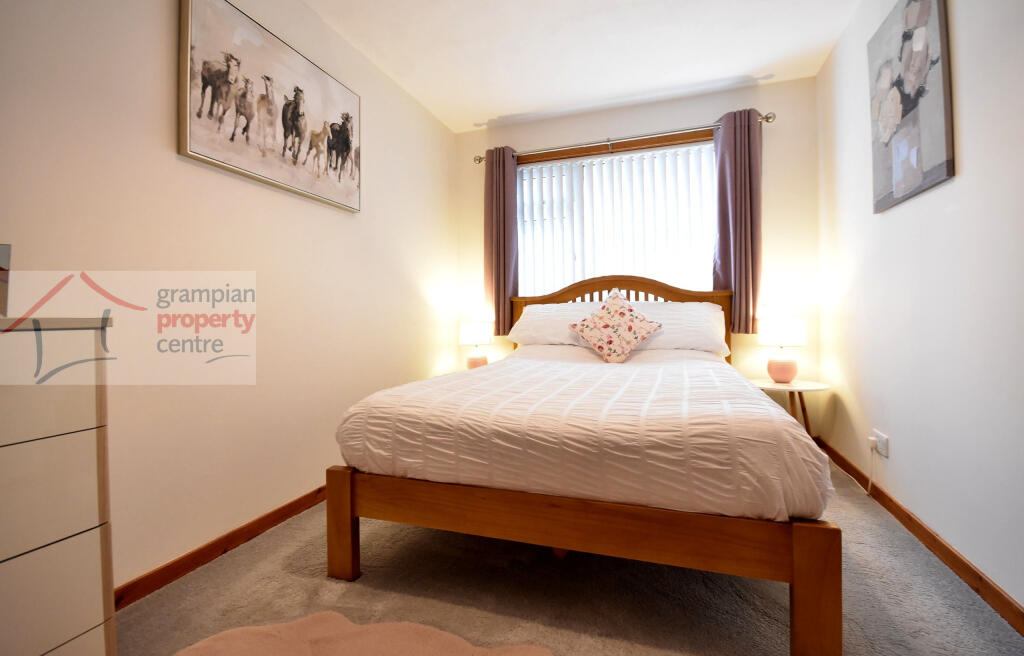 bed 2 .JPG