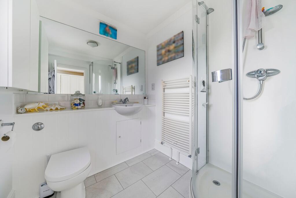 Ensuite