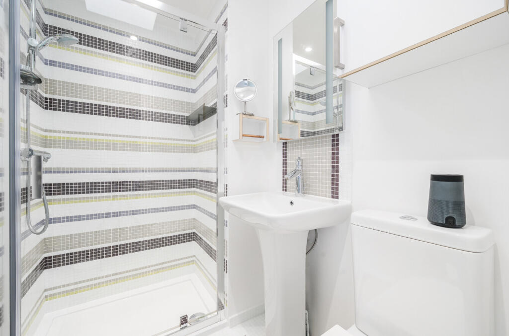 1341832-6-68a7ae1...