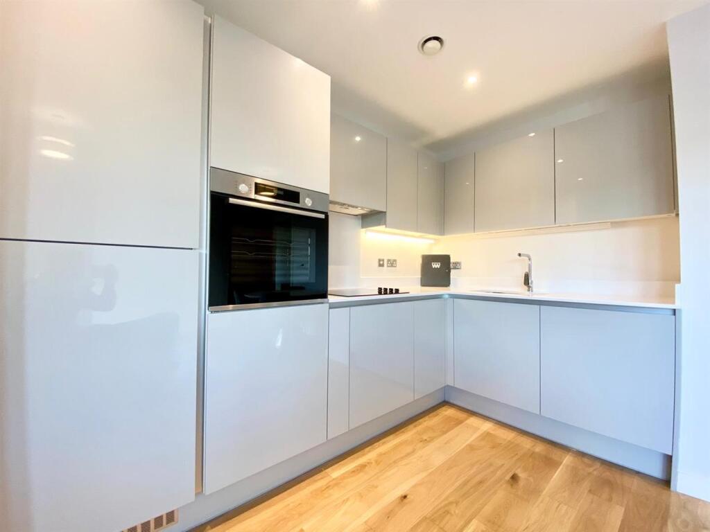 WhatsApp Image 2025-08-28 at 00.30.17_e746e375.jpg