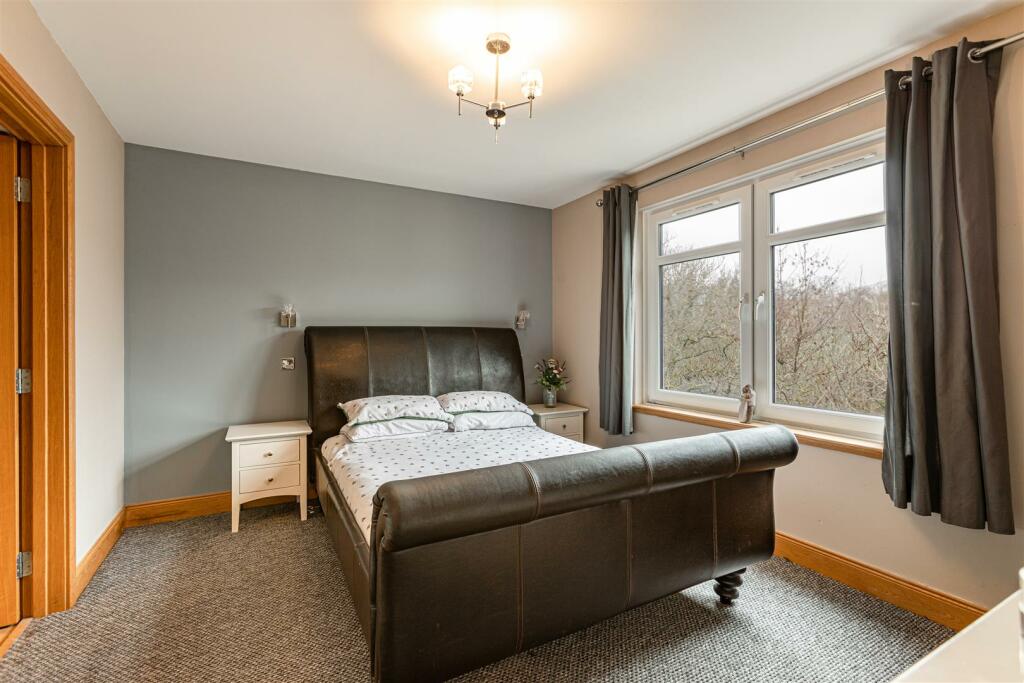 3 William Law Gardens Galashiels 25.JPG