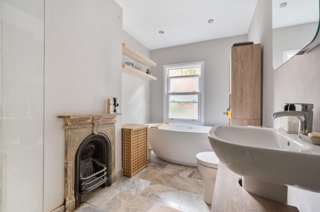 1336397-11-689dec...