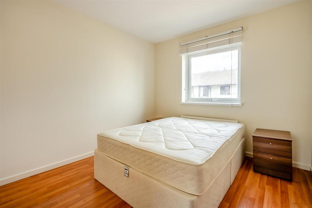 Bed 2-interior08.jpg