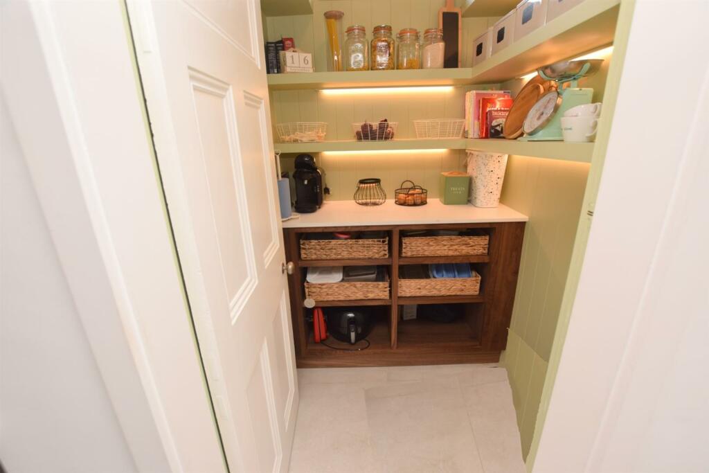 PANTRY