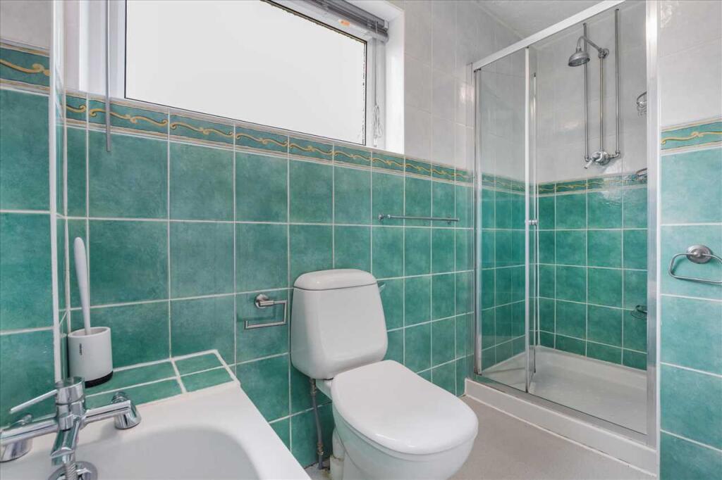 Bathroom (3)