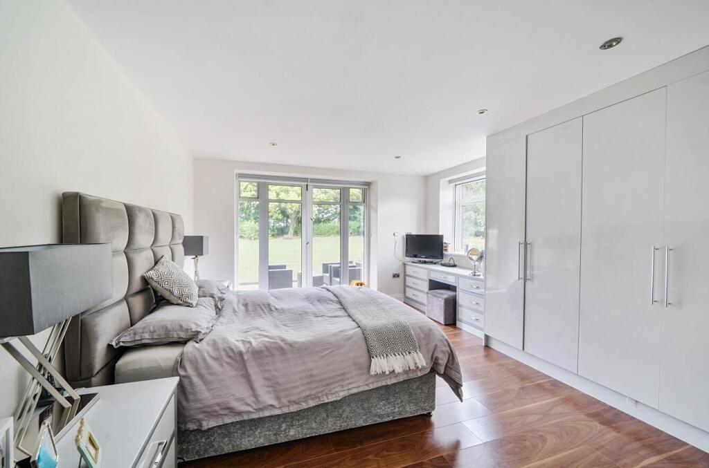 Davidson Frost-Wellings, DFW, Argyll House, Bedroo