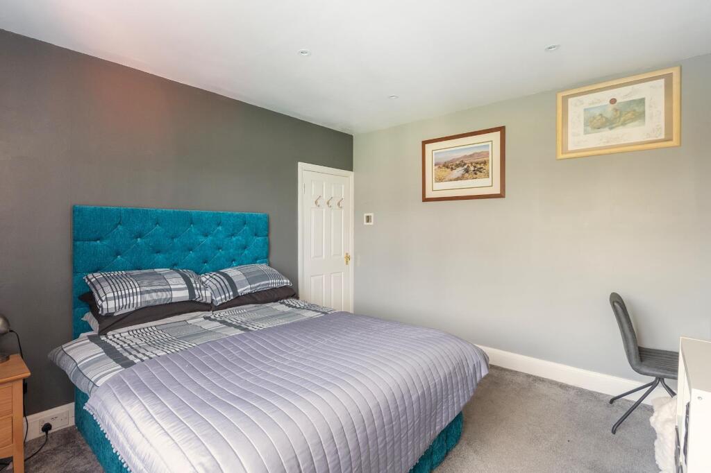2S5RKE - Bedroom B.jpg