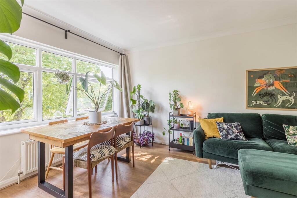 Flat 6 Carisbrooke-8.jpg