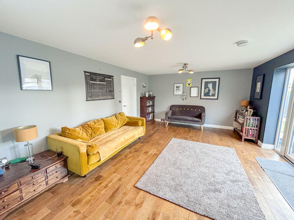 lounge 2