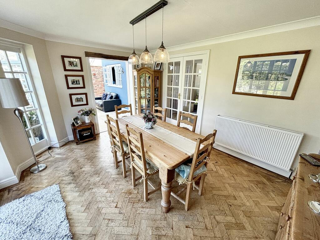 Dining Room Additional