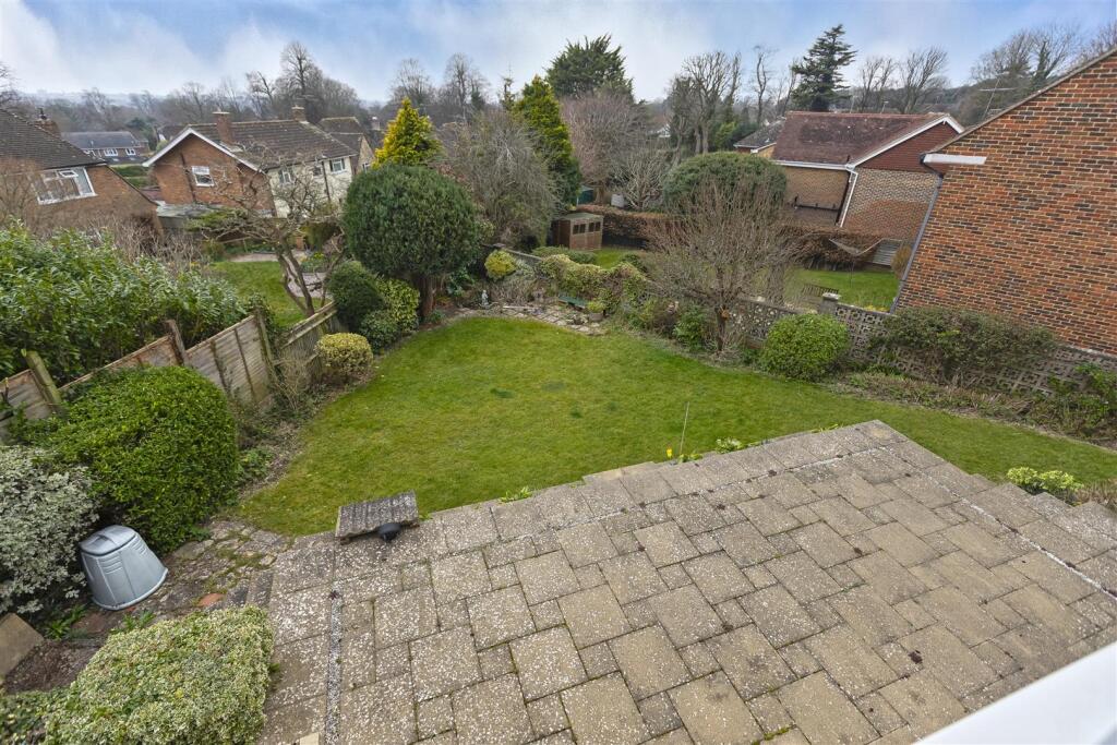 For Sale by Aspire Residential | Longlands Glade