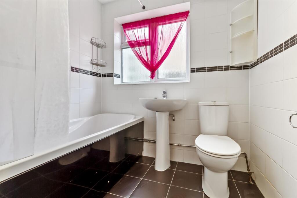 22 Hurley Road_003.JPG