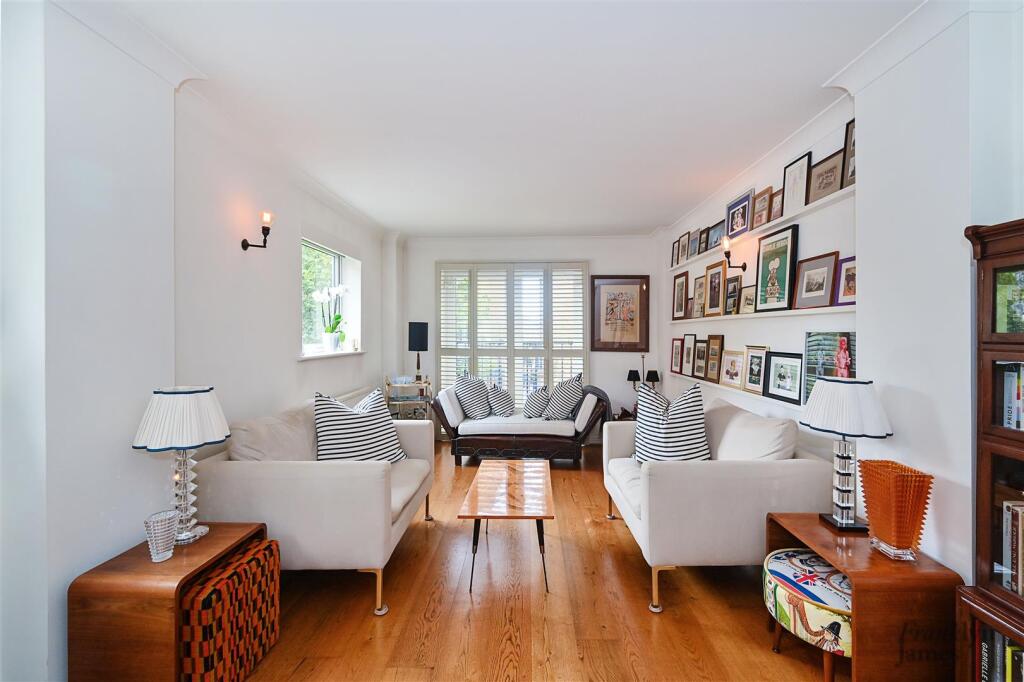 69 Narrow Street, London, E14