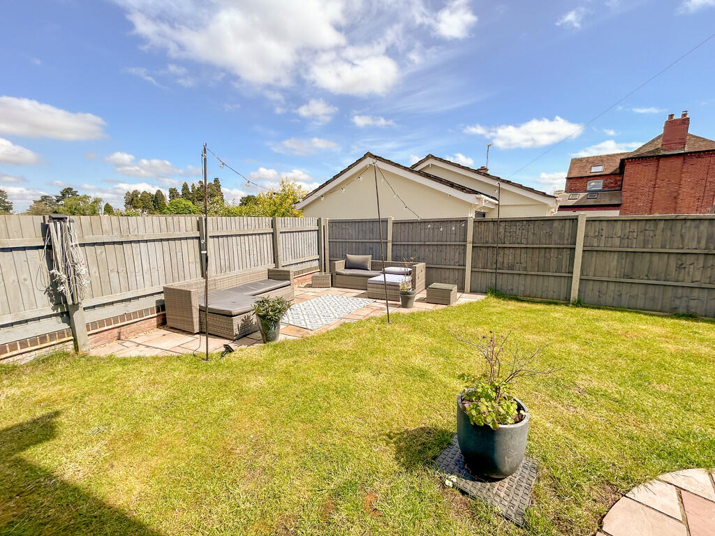 garden patio seat...