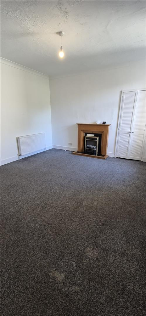 12 Burnbank Street Lounge.png