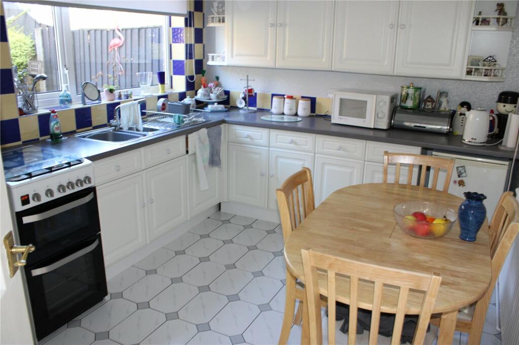 Fitted Kitchen