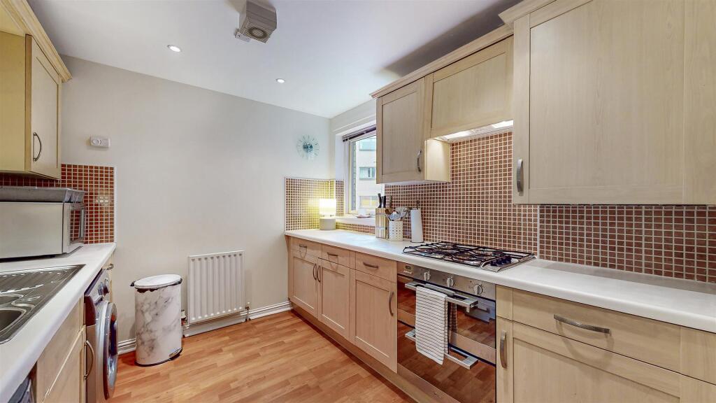 1 Castle Street Flat 3_19.jpg