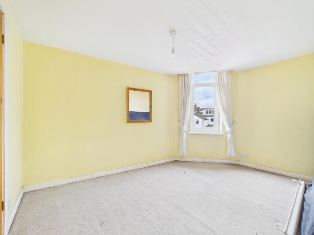 CAM02195G0-PR0073-STILL021