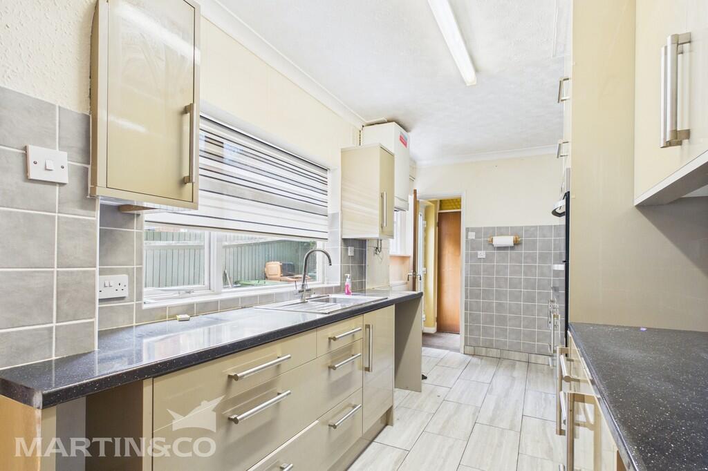 CAM01953G0-PR0105...