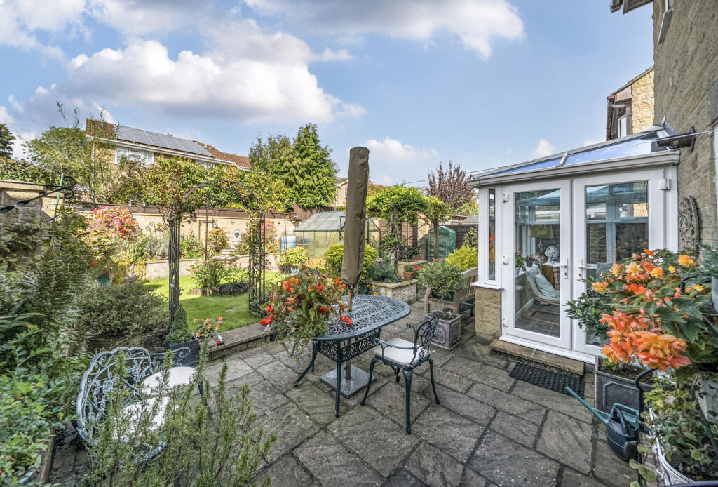 1358784-15-68d413...