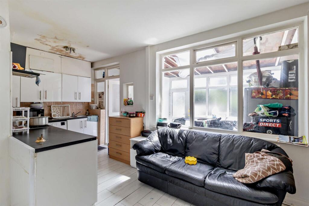 8655308-interior13-800.jpg
