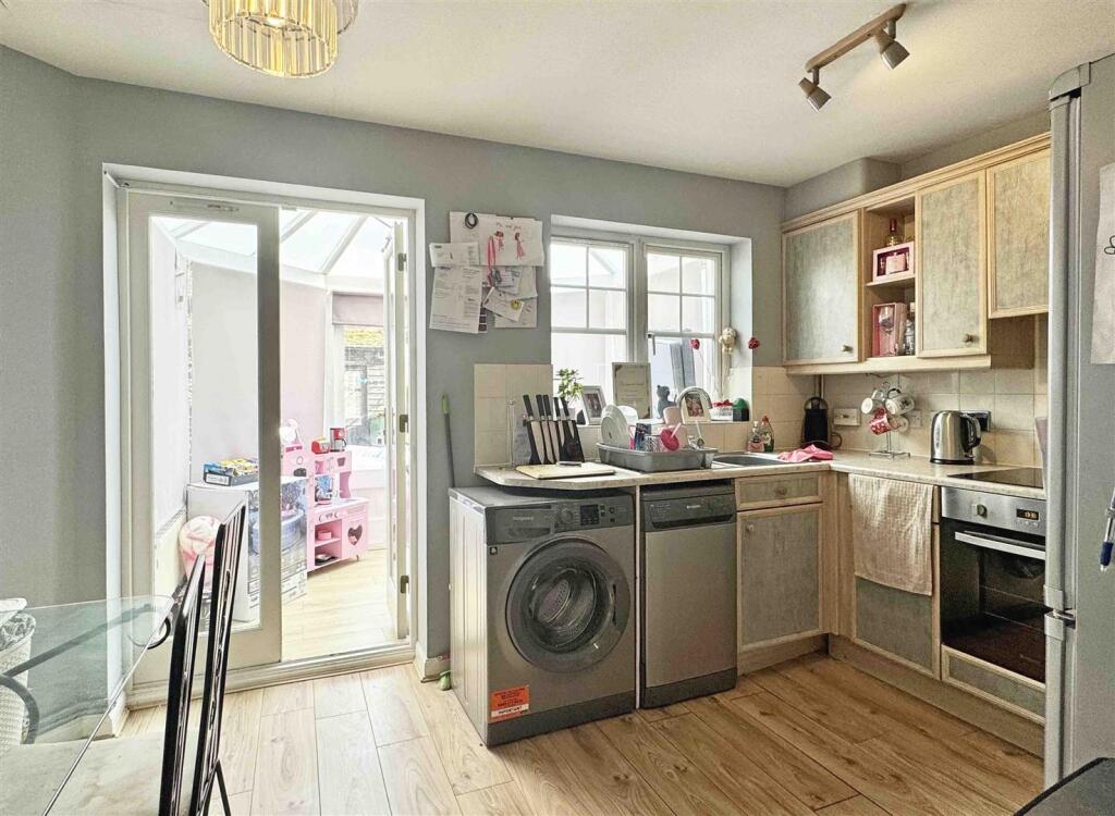 Kitchen.jpg