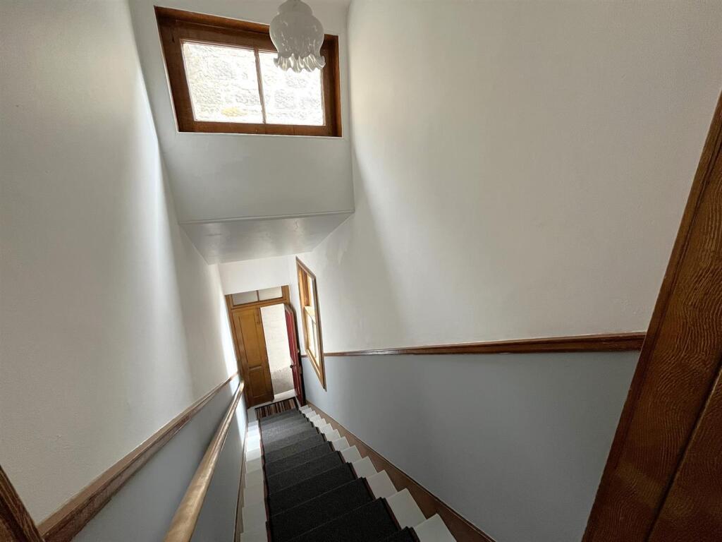 PRIVATE ENTRANCE