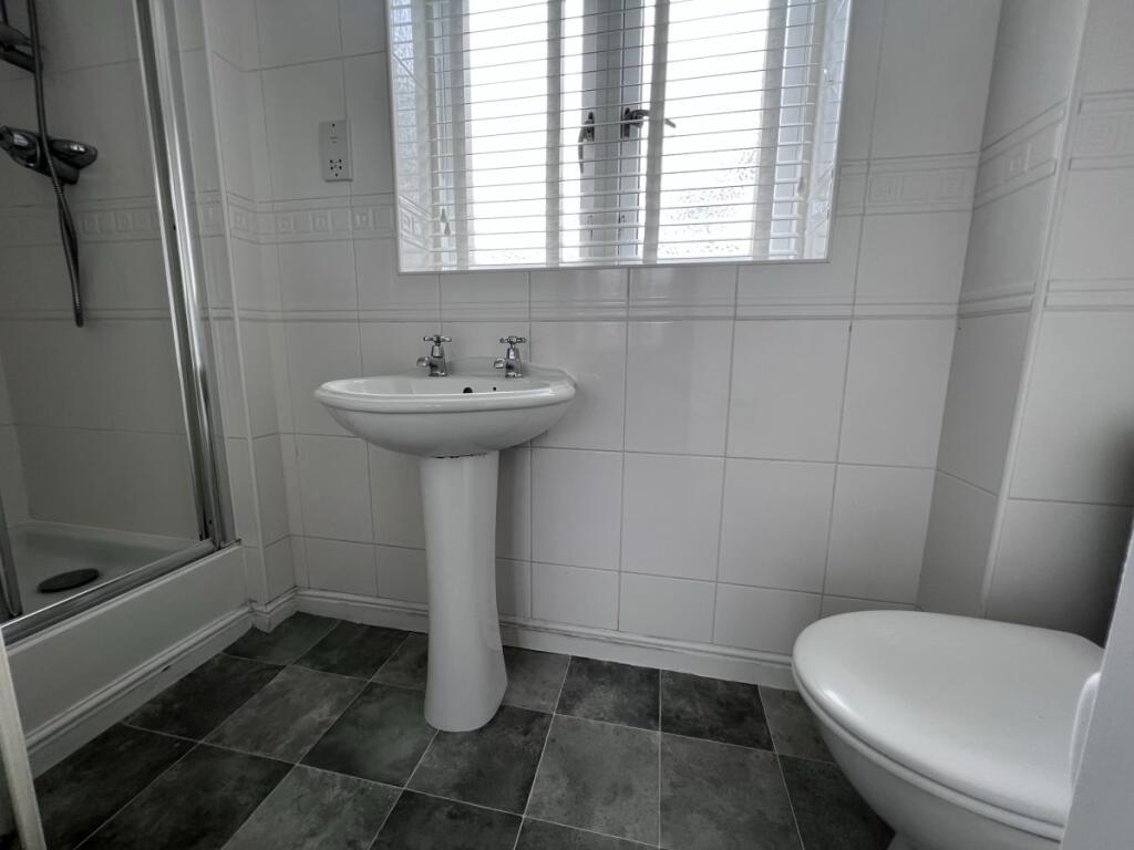 Ensuite Shower Room