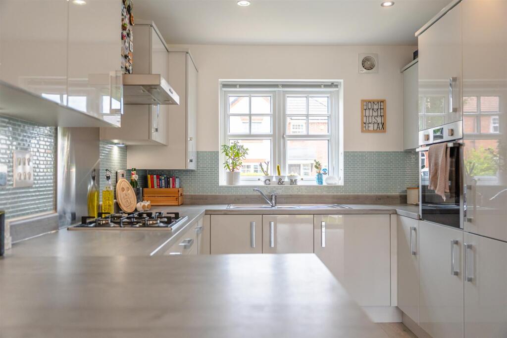 Kitchen Diner