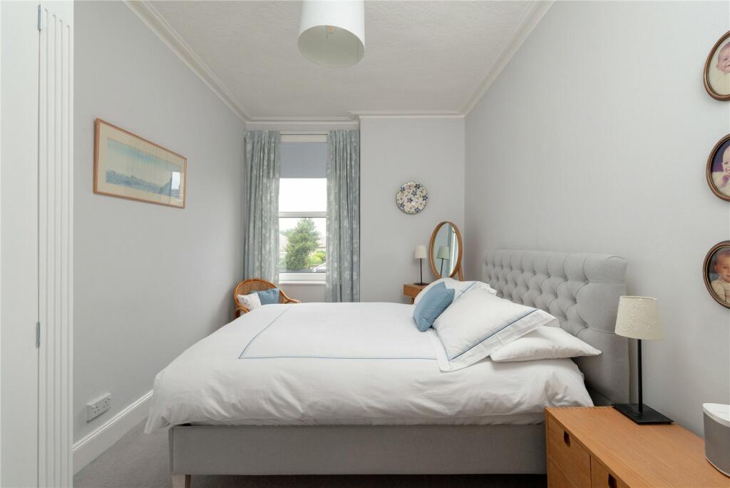 Moira Terrace 18