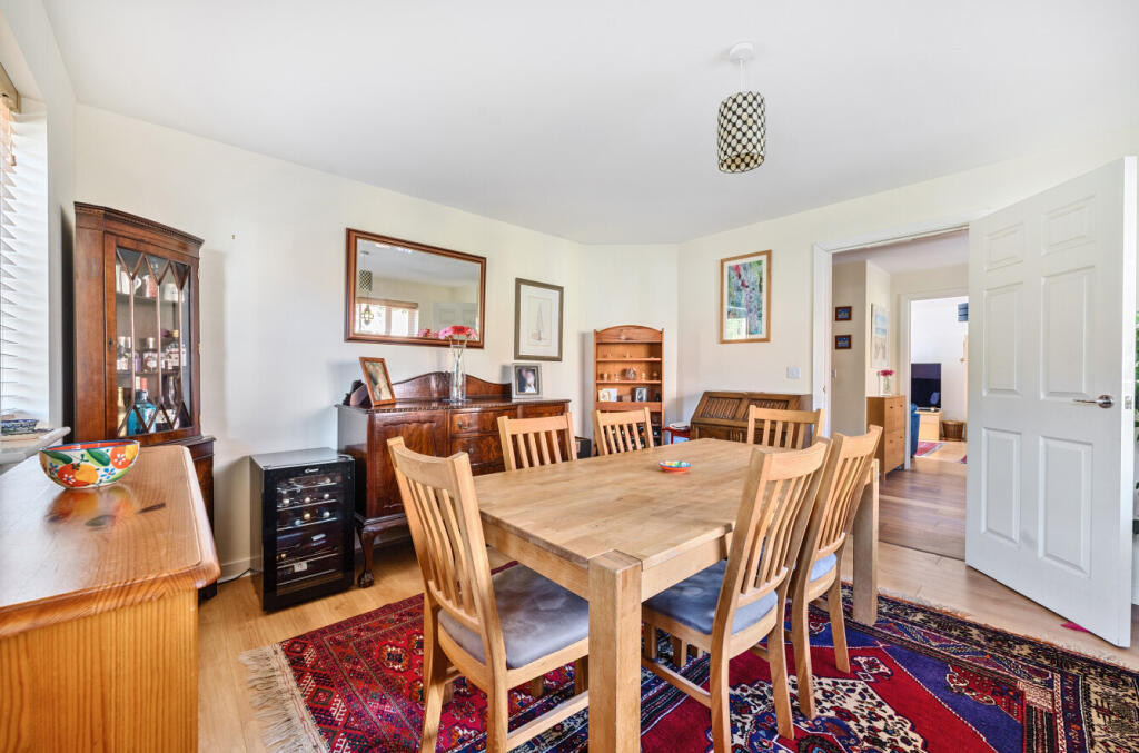 8-68220d1d0342b-1...