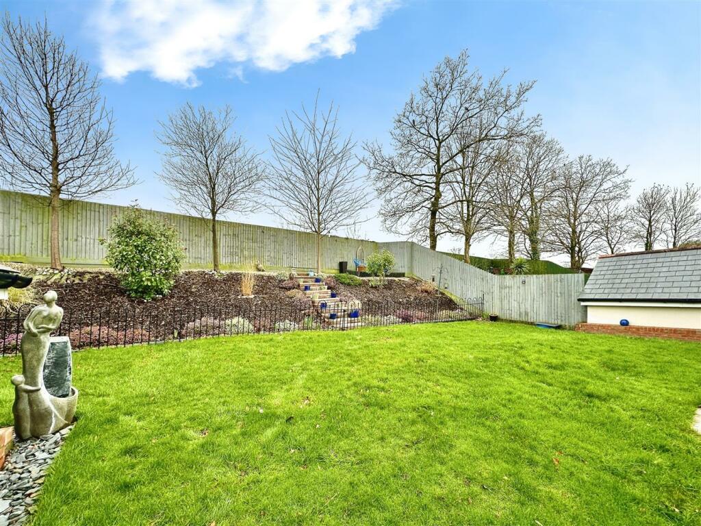 GARDENS