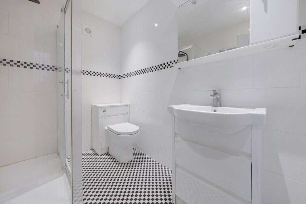 1374645-14-692dd4...