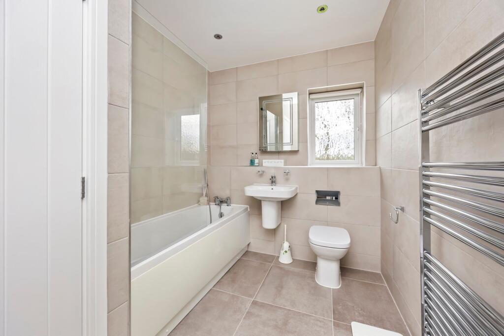Main bathroom