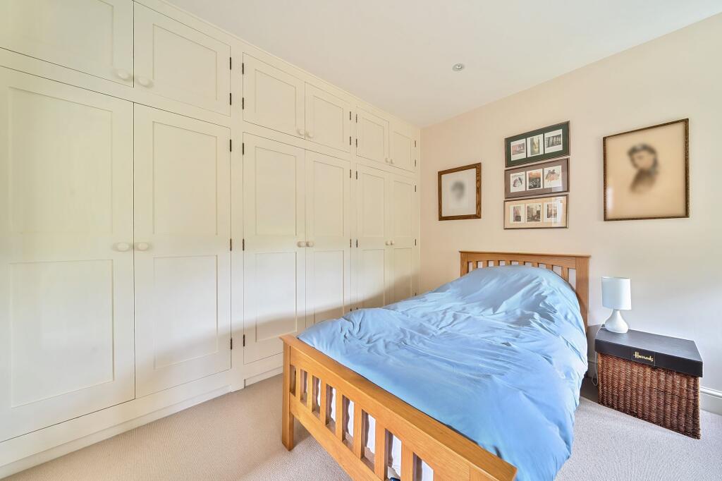 Occasional Bedroom 3 / Dressing Room