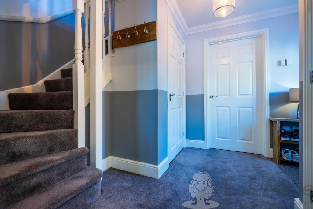 Hallway with Storage and WC