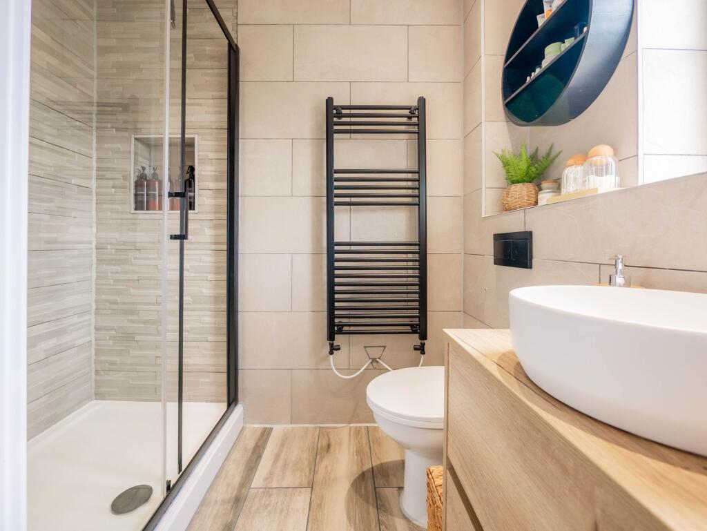 Ensuite