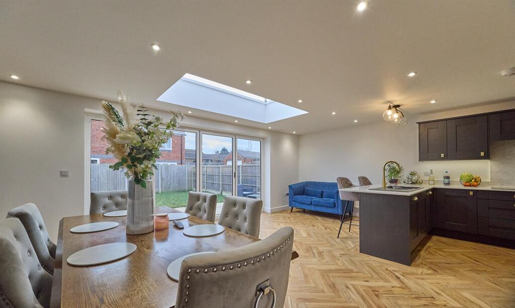 Open Plan Kitchen Dining Room