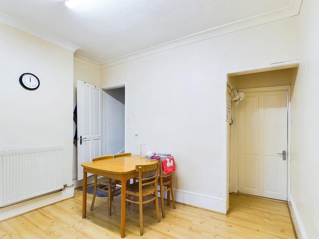 CAM03582G0-PR0072...